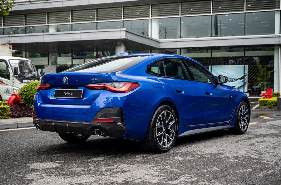 Thiết kế đuôi xe bmw 430i gran coupe