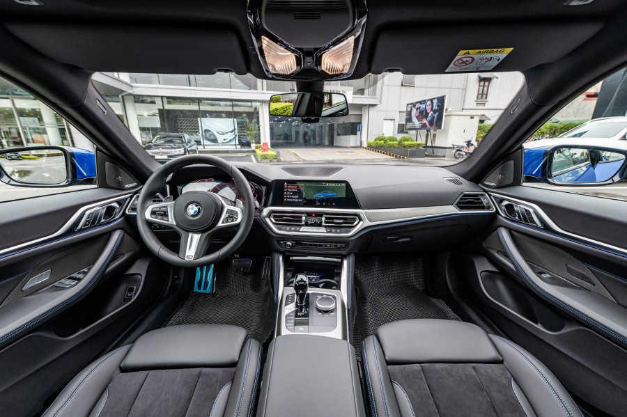 Thiết kế vô lăng và táp lô bmw 430i gran coupe