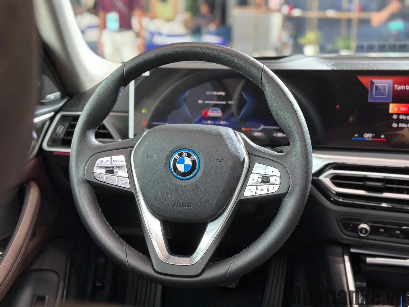 vo lang xe bmw i4