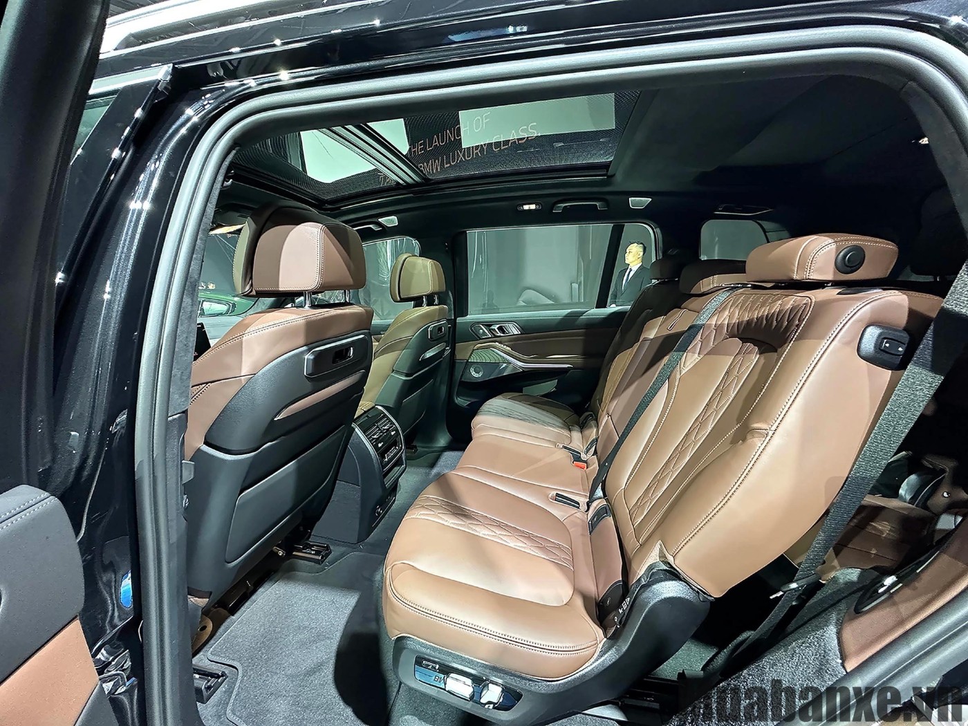 ghe hanh khach tren xe bmw x7