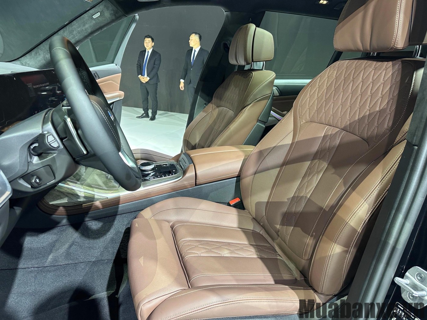 ghe ngoi tren xe bmw x7
