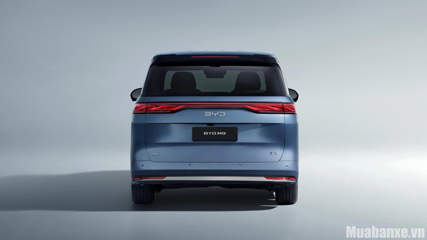 Đuôi xe BYD M9